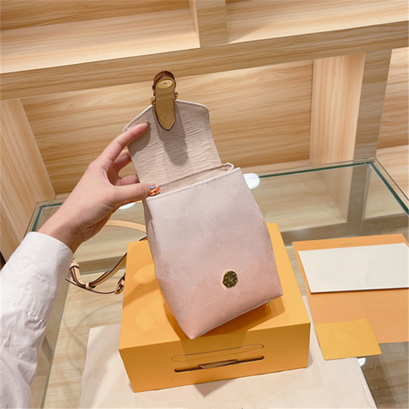 New Arrivals top quality2021 Designer Mini Pink Backpacks Luxury Purses Phone Bags Fashion Women Shoulder Change Bag Girls Cute Back Packs w
New Arrivals top quality2021 Designer Mini Pink Backpacks Luxury Purses Phone Bags Fashion Women Shoulder Change Bag Girls Cute Back Packs w