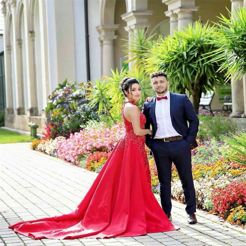 Elegant Red Mermaid Formal Evening Dresses With Overskirt Lace Appliques Beads Long Satin Reception Prom Gowns Court Train Arabic Dubai Special Occasi