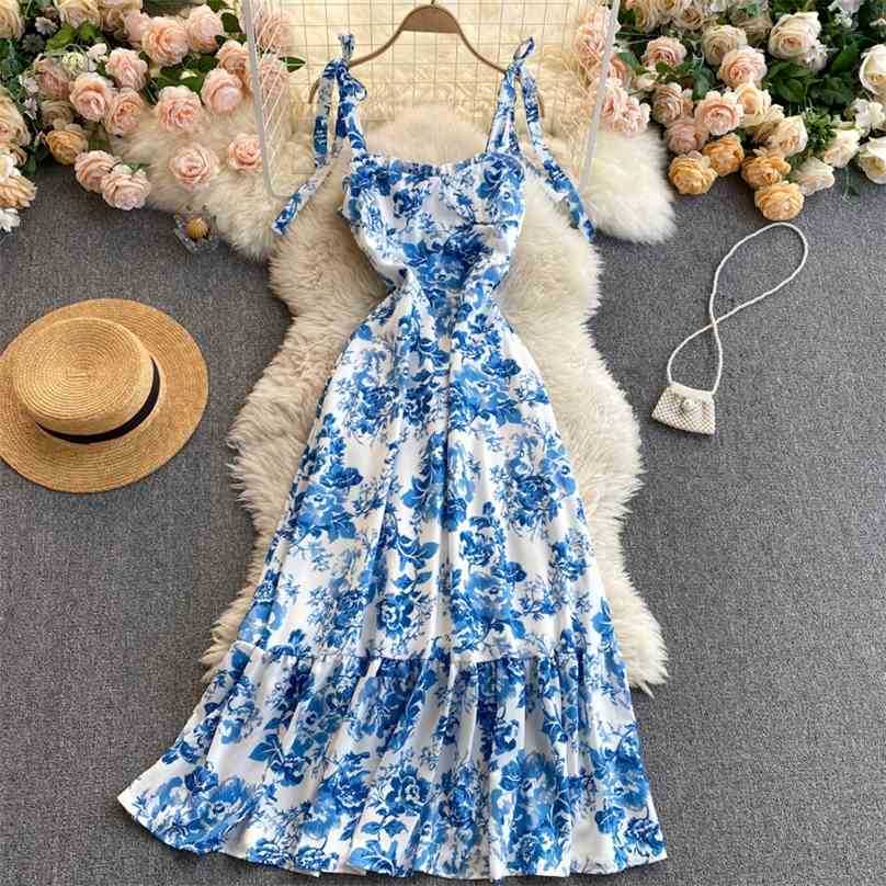 Women Vintage Midi Dress Summer Ruffles Bandage Spaghetti Strap Printed Party Dresses Ladies Elegant Beach Long Robe 210525, Blue
Women Vintage Midi Dress Summer Ruffles Bandage Spaghetti Strap Printed Party Dresses Ladies Elegant Beach Long Robe 210525, Blue