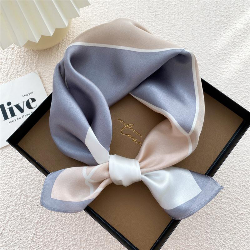 Scarves MS21-SF75 2021 Floral Print Neckerchief 100% Silk Scarf For Women Snood Collar Decoration
Scarves MS21-SF75 2021 Floral Print Neckerchief 100% Silk Scarf For Women Snood Collar Decoration