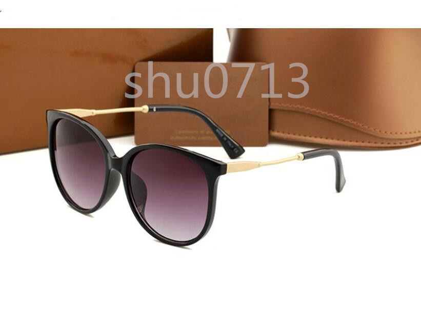 2022 Designer Sunglasses luxury Brand Eyeglasses Outdoor Shades PC Frame Fashion Classic Lady luxury Sunglasses Mirrors for men With original box 1719
2022 Designer Sunglasses luxury Brand Eyeglasses Outdoor Shades PC Frame Fashion Classic Lady luxury Sunglasses Mirrors for men With original box 1719