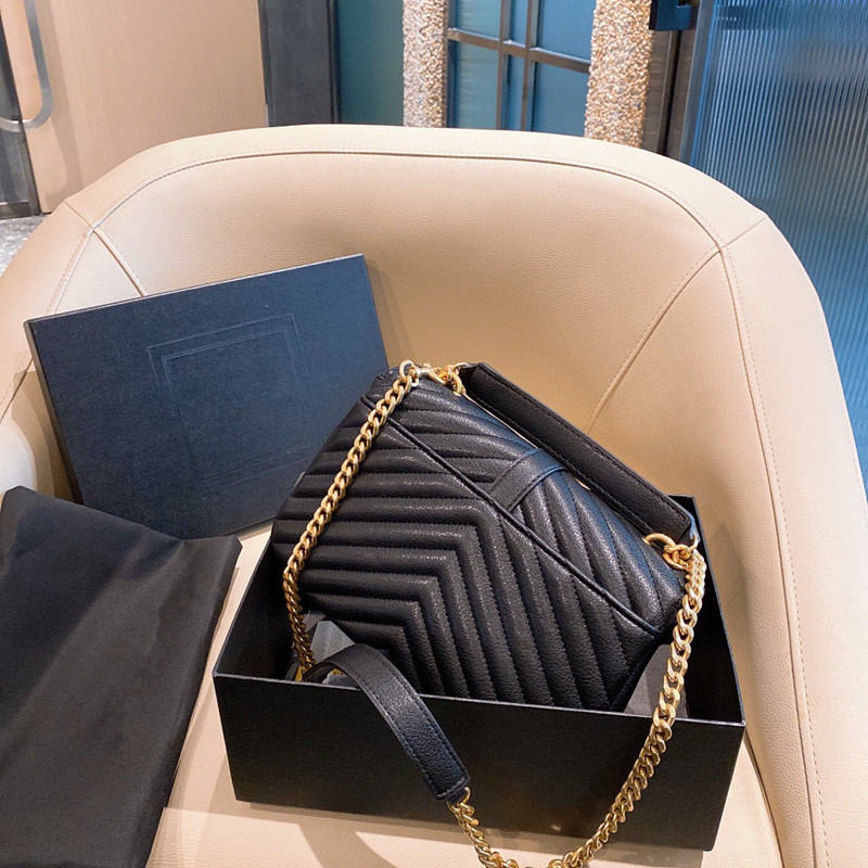 2021 Designer Handbags sheepskin caviar metal chain gold silver Designer Handbag Genuine Leather bag Flip cover diagonal Shoulder Bags NB113
2021 Designer Handbags sheepskin caviar metal chain gold silver Designer Handbag Genuine Leather bag Flip cover diagonal Shoulder Bags NB113