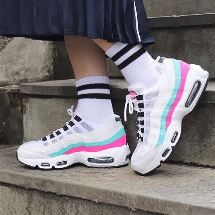 Men's women's running shoes 95 OG 95s Walking Boots Cushion Navy Sport High-Quality Chaussure 95s Air Sneakers mesh breathable couple casual small white shoe, Shoes box
Men's women's running shoes 95 OG 95s Walking Boots Cushion Navy Sport High-Quality Chaussure 95s Air Sneakers mesh breathable couple casual small white shoe, Shoes box