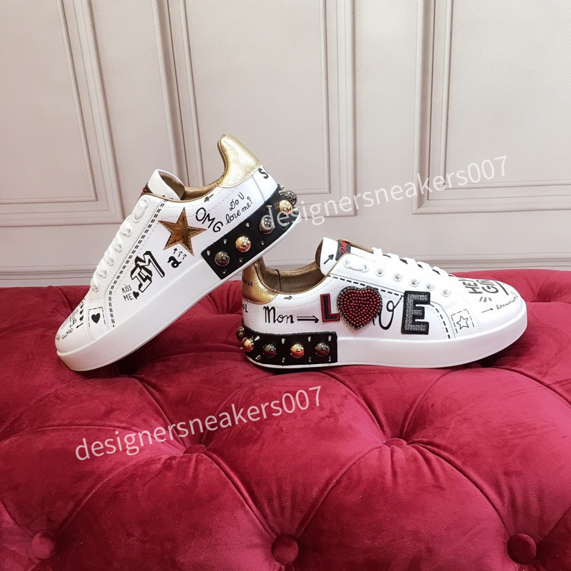 2022 TOP Designer Luxury boots Sneaker Mens Women Reflective Casual Shoes Party Velvet Calfskin Mixed Fiber Quality Sheepskin Colors Joint Size 34-45, 05
2022 TOP Designer Luxury boots Sneaker Mens Women Reflective Casual Shoes Party Velvet Calfskin Mixed Fiber Quality Sheepskin Colors Joint Size 34-45, 05