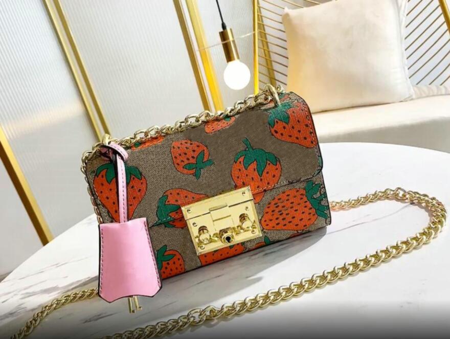 Women Strawberry printing shoulder bags gold chain crossbody bag fashion leather handbags female famous designer purse Bag 20CM, Khaki
Women Strawberry printing shoulder bags gold chain crossbody bag fashion leather handbags female famous designer purse Bag 20CM, Khaki