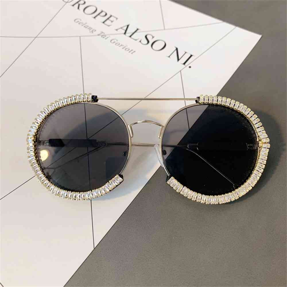 80% Off Store Online 1787 zircon color diamond sunglasses women's chain decorative glasses
80% Off Store Online 1787 zircon color diamond sunglasses women's chain decorative glasses