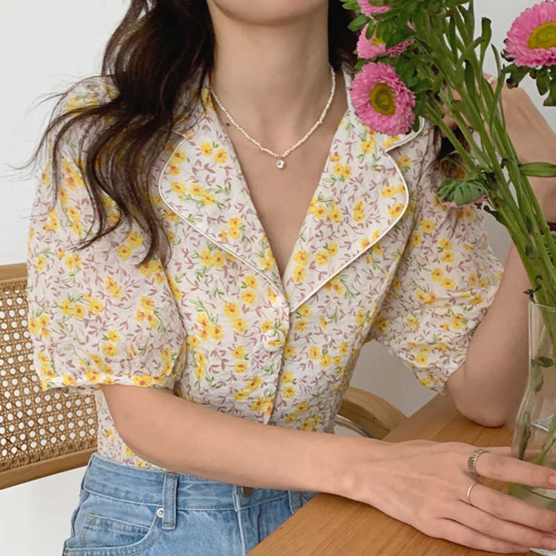 LY VAREY LIN Summer Women Casual Turn-down Collar Floral Short Shirts Tops Sweet Single Breasted Puff Sleeve Loose 210526