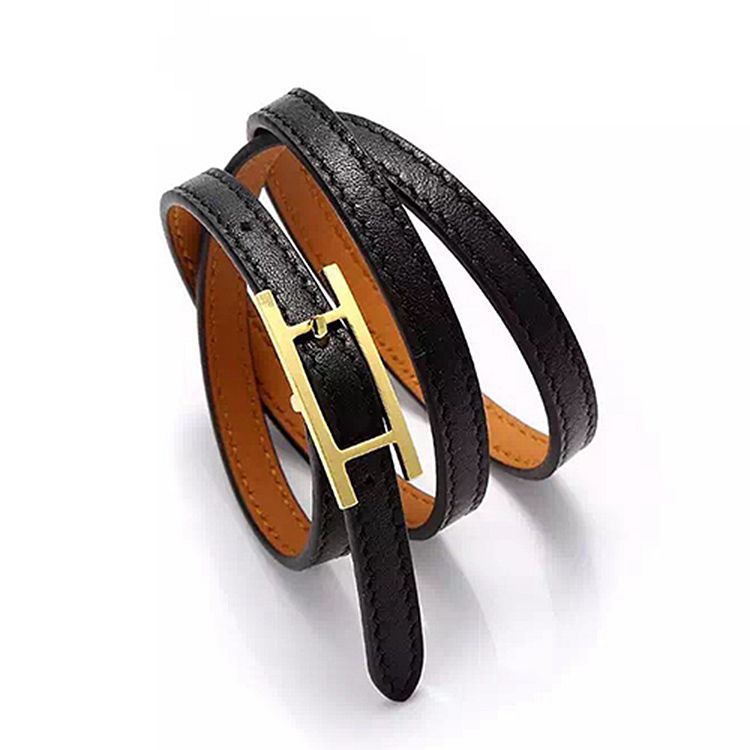 Charms Bracelets For Women Men Fashion Leather Bracelet Bangle New Femme Gift Cuff Bangles Lovers Silver Gold Luxury Brand Party Jewellery
Charms Bracelets For Women Men Fashion Leather Bracelet Bangle New Femme Gift Cuff Bangles Lovers Silver Gold Luxury Brand Party Jewellery