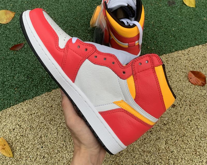 Wholesale 1 High OG Light Fusion Red Shoes 555088-603 1s I Women Men Sports Designers Sneakers Trainers Kicks With Box
Wholesale 1 High OG Light Fusion Red Shoes 555088-603 1s I Women Men Sports Designers Sneakers Trainers Kicks With Box