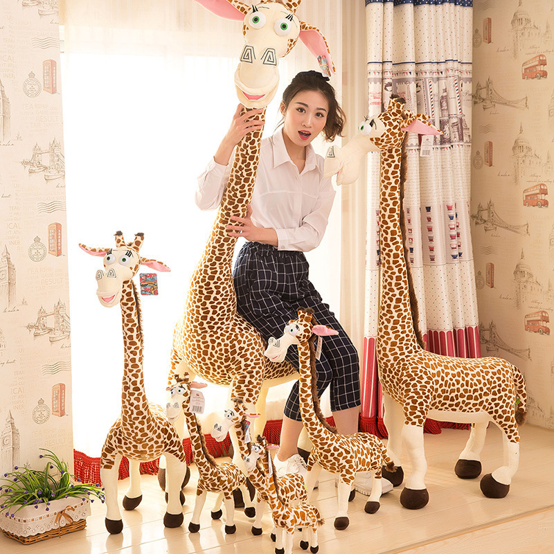 Simulation Madagascar Giraffe Plush Toys Standing Forest Animal Exquisite Patterns Cute Expression Bedding Cushion Kids Pillow 220217
