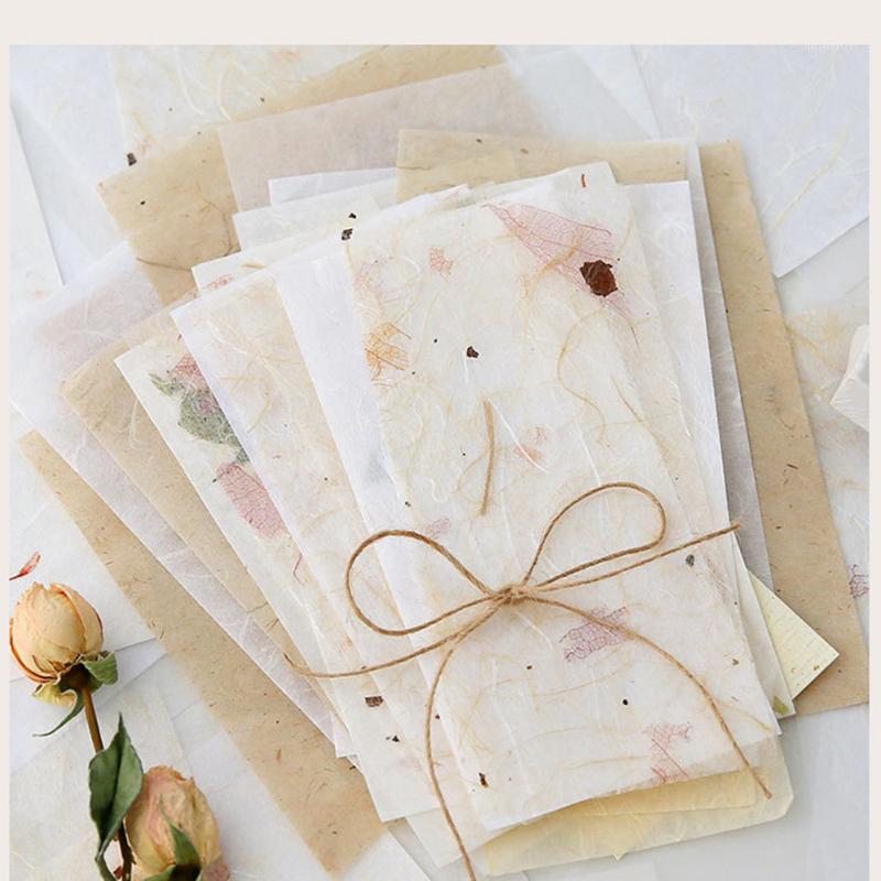 Gift Wrap 30PCS Scrapbooking Tissue Paper Onion Skin Kraft Scrapbook Decoration Special Material Floral Collage Handmade DIY Crafts
Gift Wrap 30PCS Scrapbooking Tissue Paper Onion Skin Kraft Scrapbook Decoration Special Material Floral Collage Handmade DIY Crafts