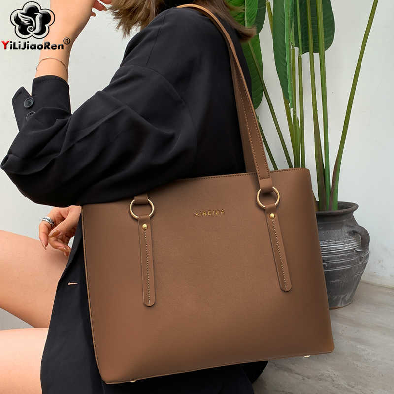 Fashion Handbag Sets for Women Big Tote Famous Brand Ladies Leather Handbags Luxury Handbags Women Bags Designer 2020 Sac A Main Q0826, Black
Fashion Handbag Sets for Women Big Tote Famous Brand Ladies Leather Handbags Luxury Handbags Women Bags Designer 2020 Sac A Main Q0826, Black