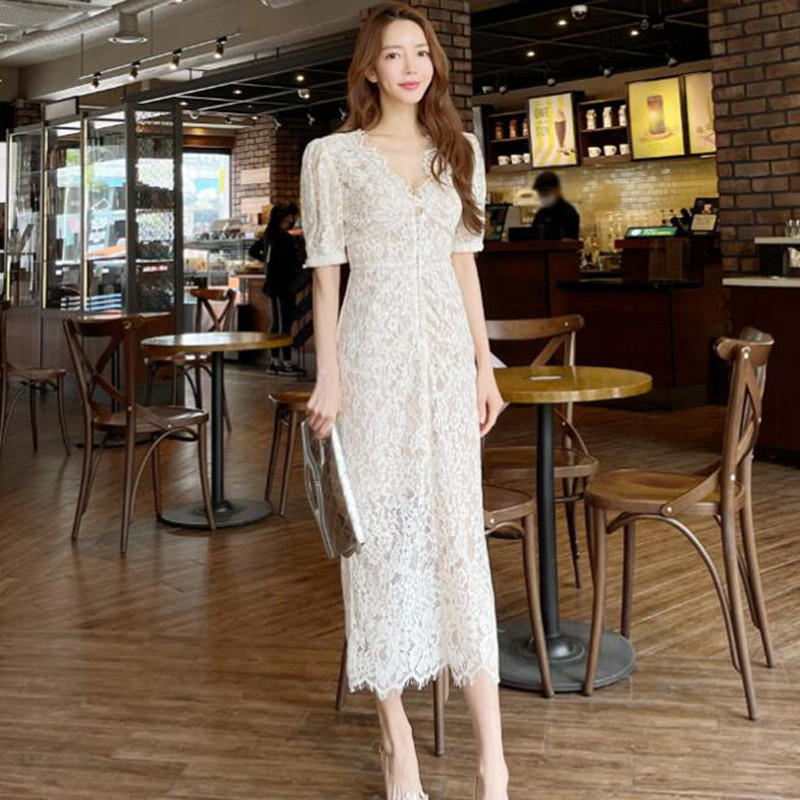 Fashion Women's Lace Hollow Out Summer Dress Elegant Puff Sleeve Sexy V-Neck Diamond Button Slim Party Vestido 210525, Picture color
Fashion Women's Lace Hollow Out Summer Dress Elegant Puff Sleeve Sexy V-Neck Diamond Button Slim Party Vestido 210525, Picture color