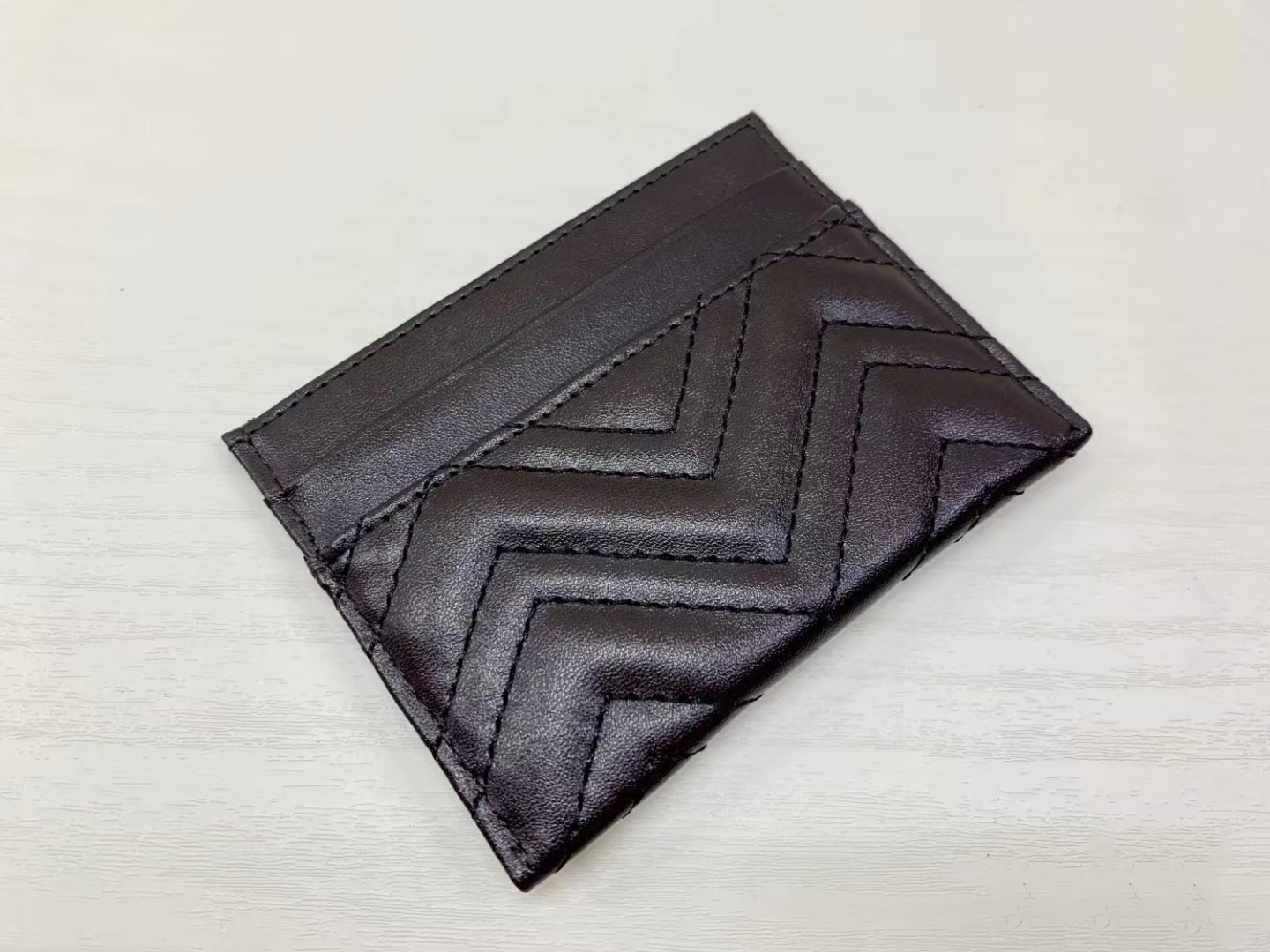 Classic Men Women Mini Small Wallet High Quality Credit Card Holder Slim Bank With Gift Box Double G, Brown;gray
Classic Men Women Mini Small Wallet High Quality Credit Card Holder Slim Bank With Gift Box Double G, Brown;gray