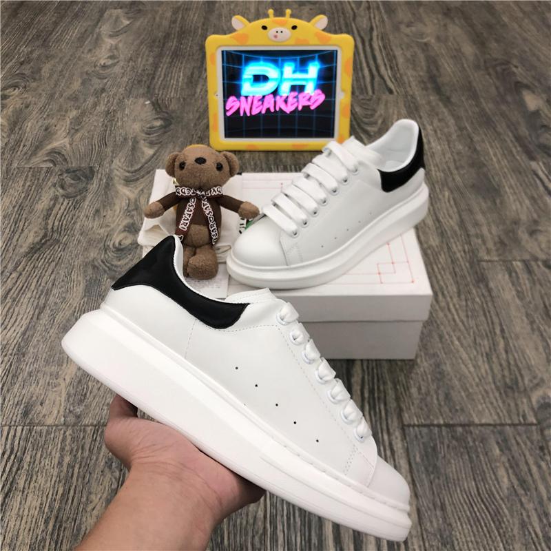 Top Quality Men Women Designers Shoes 3M Reflective Sneakers Fashion Women Genuine Leather Velet Outdoor Platform Casual Shoes Topshop999, Black
Top Quality Men Women Designers Shoes 3M Reflective Sneakers Fashion Women Genuine Leather Velet Outdoor Platform Casual Shoes Topshop999, Black
