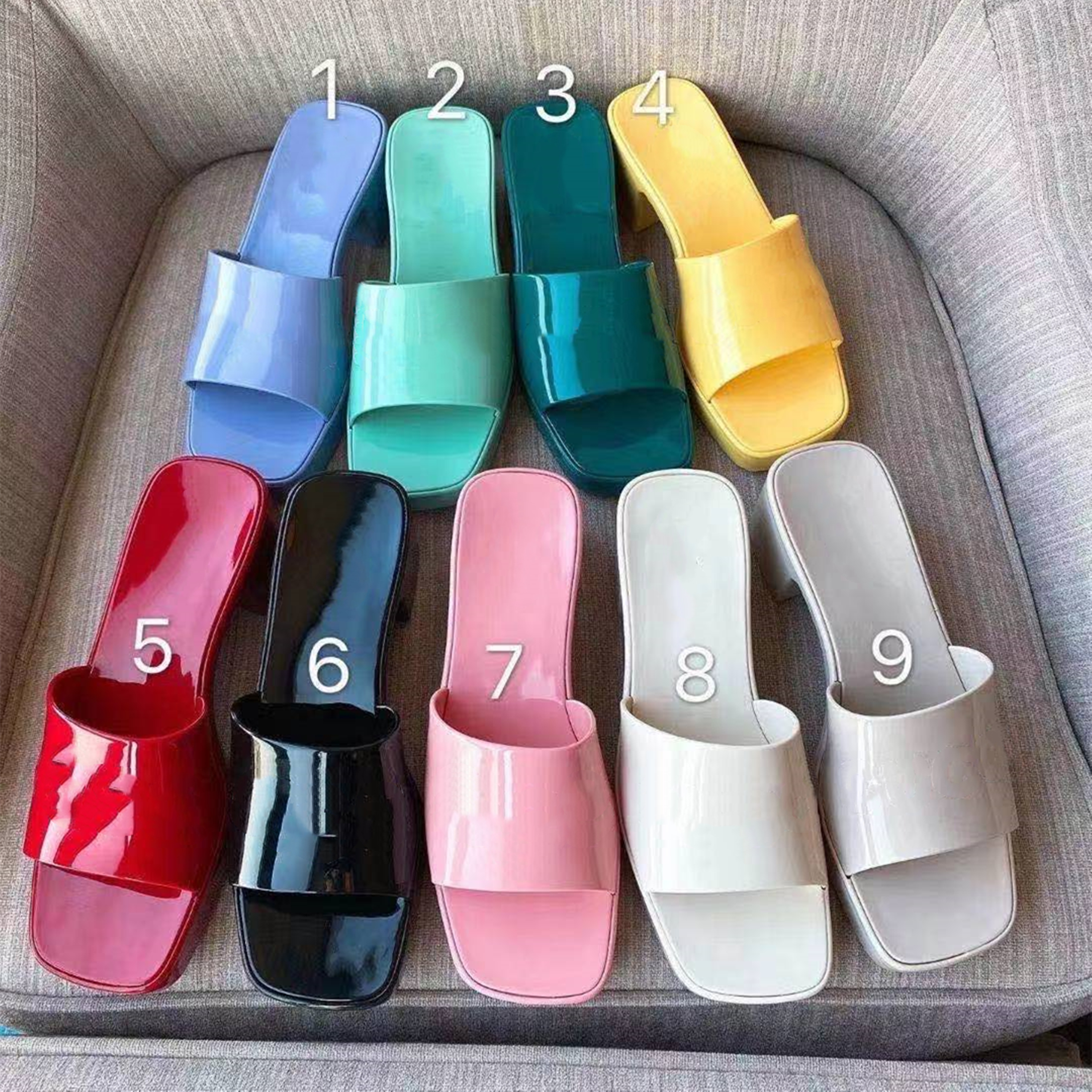 Women Slipper Fashion Beach Red Black Pink White Thick Bottom Slippers Platform Alphabet lady Sandals Womens Leather High Heel Shoes Slides
Women Slipper Fashion Beach Red Black Pink White Thick Bottom Slippers Platform Alphabet lady Sandals Womens Leather High Heel Shoes Slides