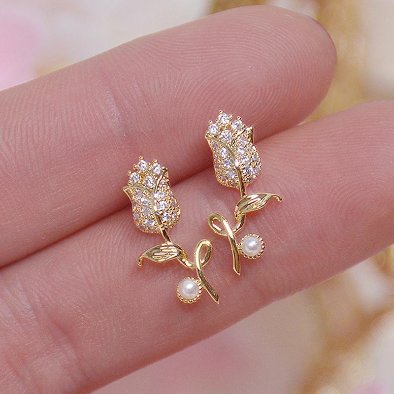 Stud Ins Exquisite CZ Rose Flower Women Earring Shine Zircon 14K Real Gold Bohemia Wedding Birthday Gift
Stud Ins Exquisite CZ Rose Flower Women Earring Shine Zircon 14K Real Gold Bohemia Wedding Birthday Gift
