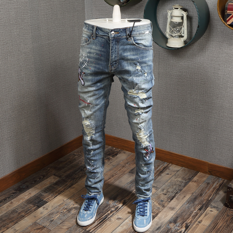 2021 New Fashion Streetwear High Quality Embroidery Designer Slim Ripped Men Elastic Destroyed Pants Hip Hop Jeans Homme Evzi, Retro light blue
2021 New Fashion Streetwear High Quality Embroidery Designer Slim Ripped Men Elastic Destroyed Pants Hip Hop Jeans Homme Evzi, Retro light blue