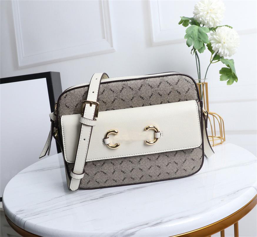 Italy Designer Women Horsebit Handbags Fashion Classic Style Shoulder Bags Epilogue Leather Clutch Bag Crossbody Office Message Bags Brown
