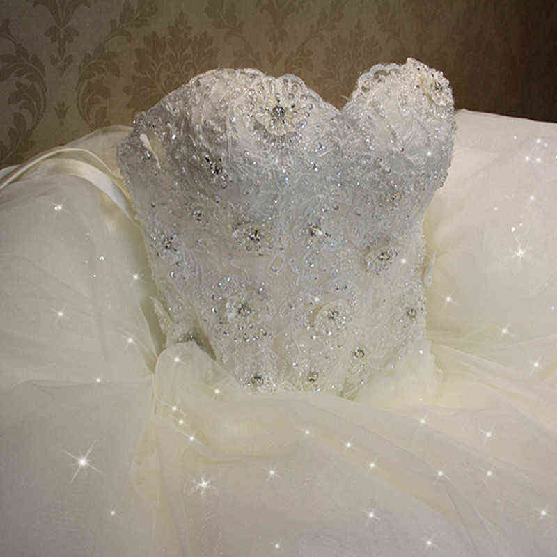 Elegant Luxury Lace Wedding Dress 2021 Vintage Plus Size Ball Gowns Vestido De Noiva H0105, Ivory floor length
Elegant Luxury Lace Wedding Dress 2021 Vintage Plus Size Ball Gowns Vestido De Noiva H0105, Ivory floor length