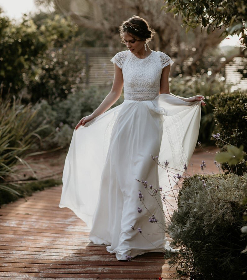 Exquisite Jewel Bohemian Long Dresses A-e Cap Short Sleeve Boho Lace Bride Dress Chiffon Beach Bridal Wedding Gown Customized