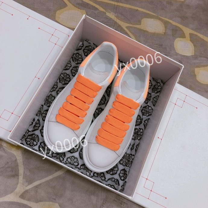Sneakers Superstar Do-old Dirty 35-45 Shoes Golden fashion Men Women Casual White Leather Suede Flat Shoes hl210210, Choose the color
Sneakers Superstar Do-old Dirty 35-45 Shoes Golden fashion Men Women Casual White Leather Suede Flat Shoes hl210210, Choose the color