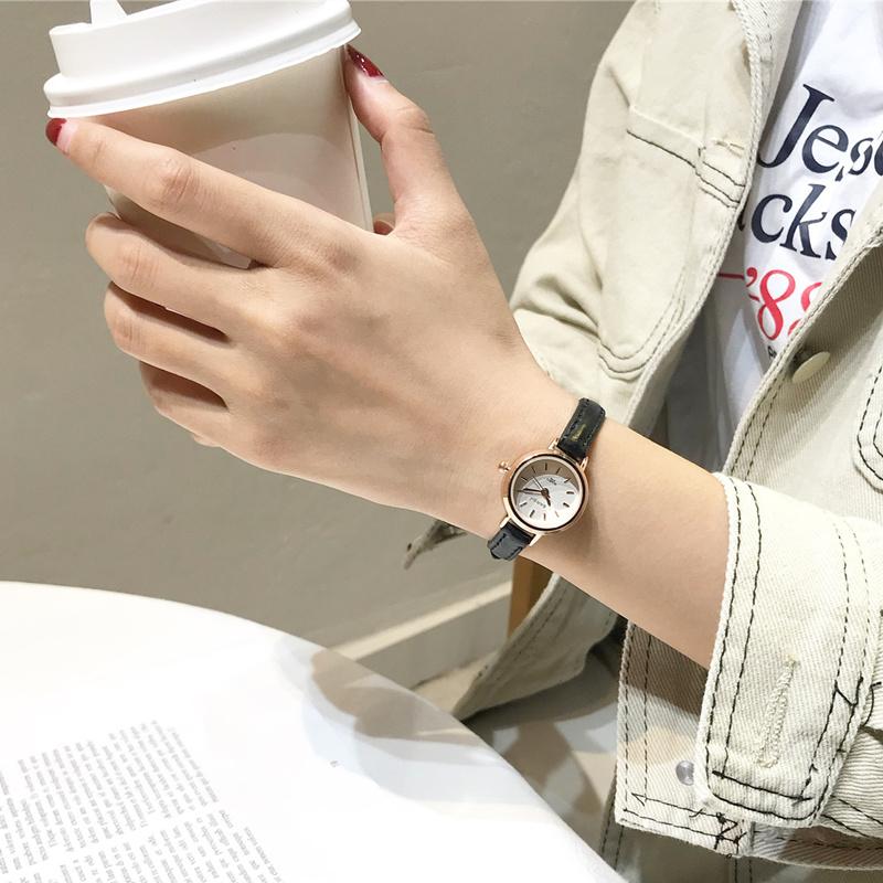 Wristwatches Small Design Vintage Leather Quartz Female Clock Simple Stylish Women Dress Watches Fashion Woman, Brown
Wristwatches Small Design Vintage Leather Quartz Female Clock Simple Stylish Women Dress Watches Fashion Woman, Brown