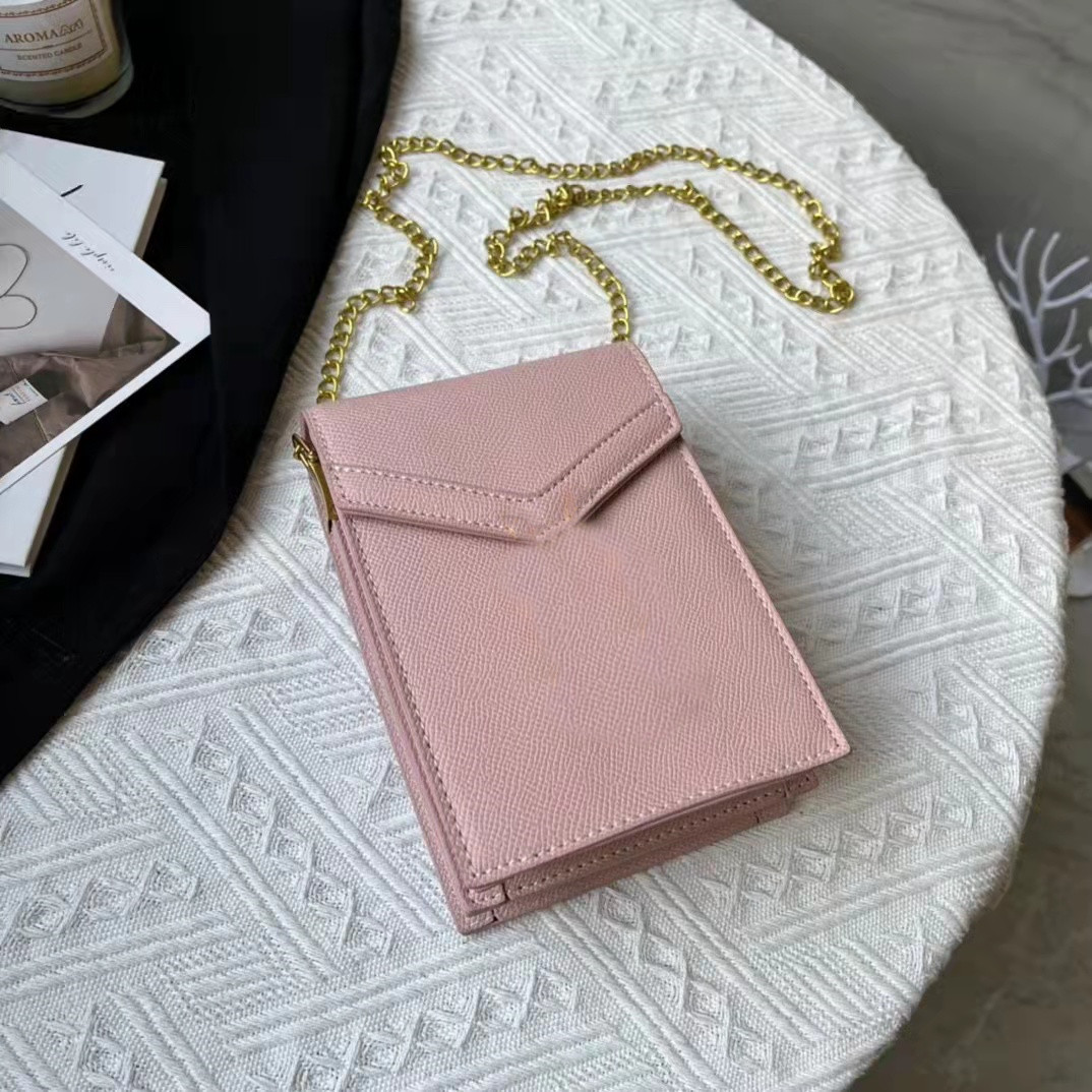 2022 latest messenger bag, shoulder box, woven pillow, versatile design, ladies high-quality leather, fashionable high-end small square bag, Multi-color
2022 latest messenger bag, shoulder box, woven pillow, versatile design, ladies high-quality leather, fashionable high-end small square bag, Multi-color