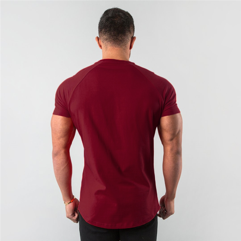 New Stylish Plain Tops Fitness Mens T Shirt Short Sleeve Muscle Joggers Bodybuilding Tshirt Male Gym Clothes Slim Fit Tee Shirt 210225