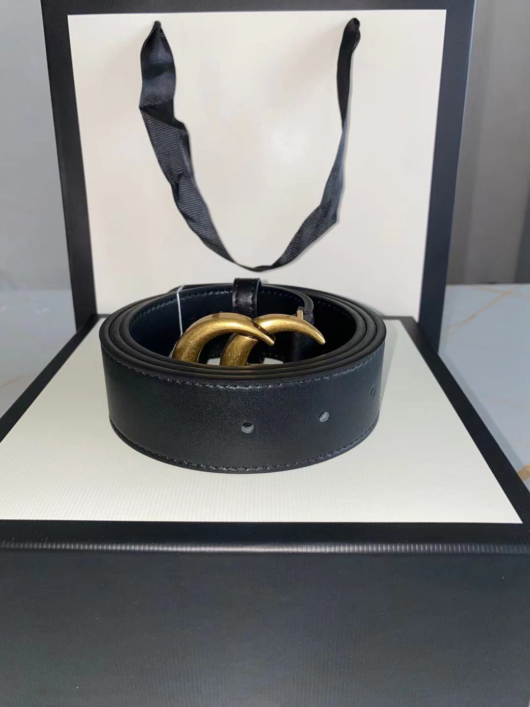Fashionable gold buckle belt, high quality and fashion, suitable for both men women, 95-125cm style, fine white box, free express delivery222
Fashionable gold buckle belt, high quality and fashion, suitable for both men women, 95-125cm style, fine white box, free express delivery222
