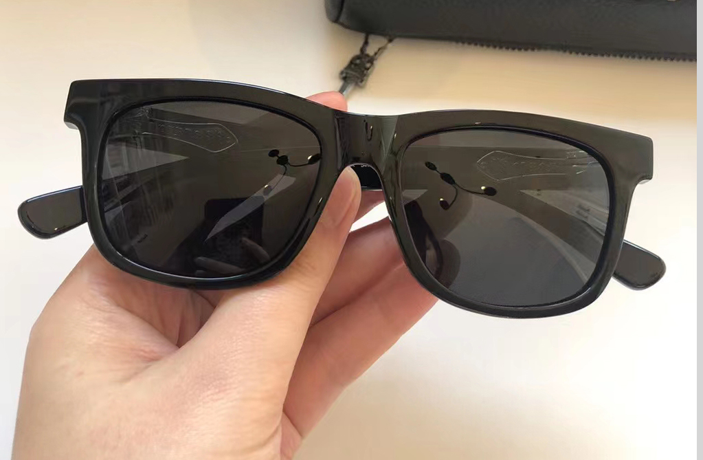 Vintage Polarized Sunglasses Obary dose Silver Black Sun Shades Men Fashion Glasses UV400 Protection 2021 with box
Vintage Polarized Sunglasses Obary dose Silver Black Sun Shades Men Fashion Glasses UV400 Protection 2021 with box