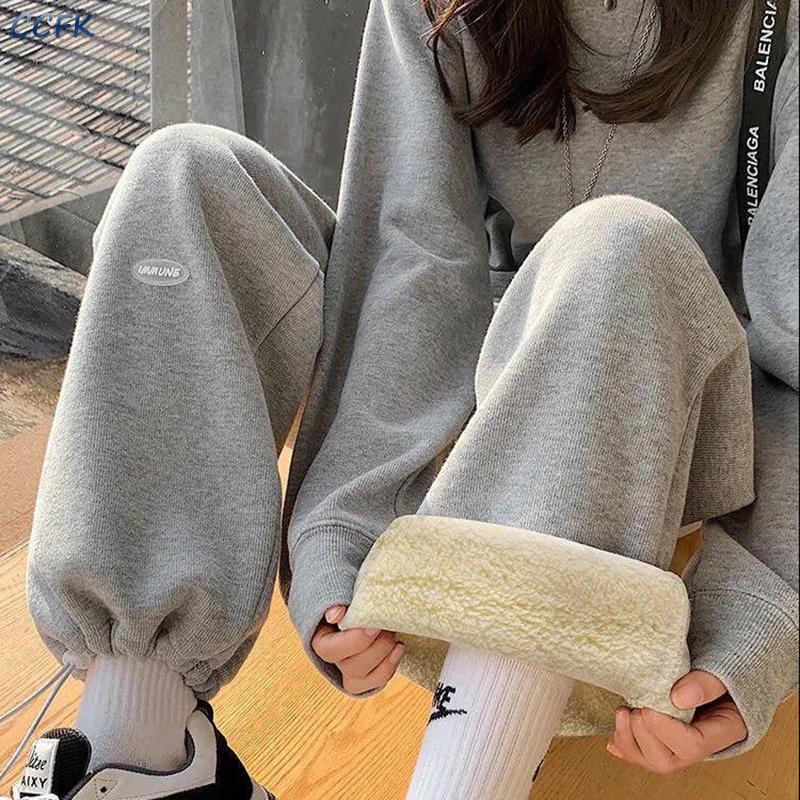 Women's Pants & Capris Winter Women Gym Sweatpants High Waist Fleece Harajuku Trousers Autumn Baggy Joggers E Girl Hip Hop Streetwear Alt Cl, Black;white
Women's Pants & Capris Winter Women Gym Sweatpants High Waist Fleece Harajuku Trousers Autumn Baggy Joggers E Girl Hip Hop Streetwear Alt Cl, Black;white