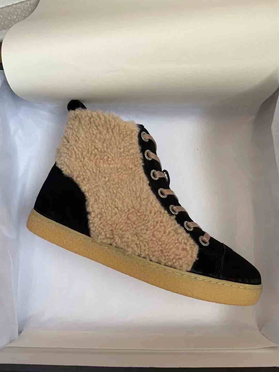 Winter women's luxury short boots designer boot lamb wool fashion good quality top Lace up with box, Black
Winter women's luxury short boots designer boot lamb wool fashion good quality top Lace up with box, Black