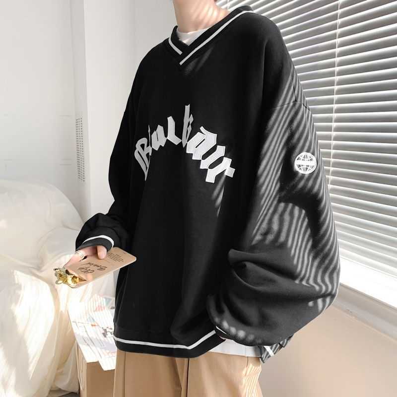 2021 New Hip-Hop V-neck Letter Printing Harajuku Pair Hoodie Women Fashion All-match Oversized Sweatshirt for Men
2021 New Hip-Hop V-neck Letter Printing Harajuku Pair Hoodie Women Fashion All-match Oversized Sweatshirt for Men