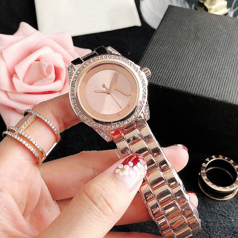 Brand quartz wrist Watch for Women Lady Girl Big letters crystal metal steel band Watches M115, Rose gold
Brand quartz wrist Watch for Women Lady Girl Big letters crystal metal steel band Watches M115, Rose gold
