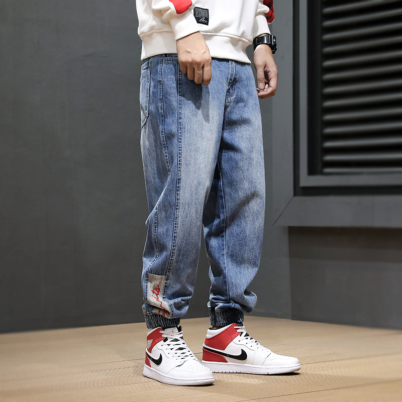 2021 New Japanese Vintage Fashion Blue Color Loose Fit Stripe Spliced Designer Cargo Pants Harem Men Hip Hop Jogger Jeans 2c8a
2021 New Japanese Vintage Fashion Blue Color Loose Fit Stripe Spliced Designer Cargo Pants Harem Men Hip Hop Jogger Jeans 2c8a