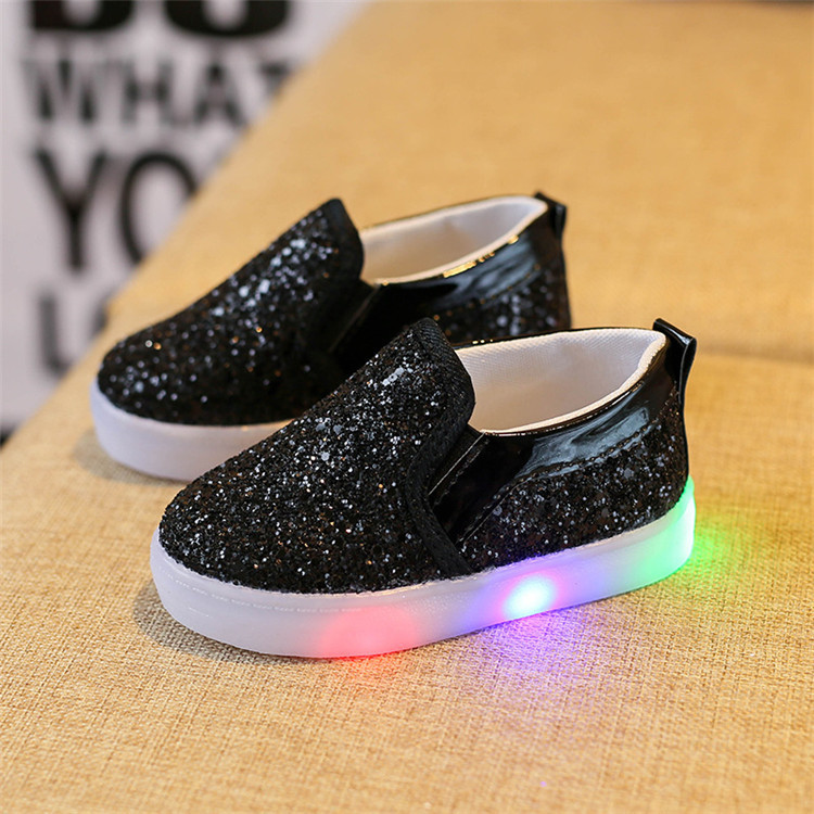 Baby Kids Sneakers New Children Slides Korean Sequin LED Bright Lights For Childrens Unisex Casual Shoes Fashion Footwear XJ260303