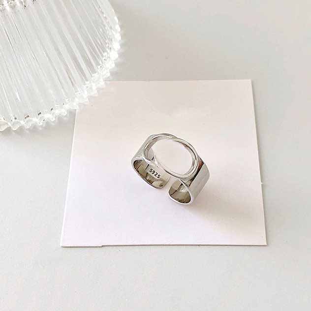 925 Silver ring Hollow letters ring simple fashion Jewelry Hip hop punk Ring Party Valentine's Day gift
925 Silver ring Hollow letters ring simple fashion Jewelry Hip hop punk Ring Party Valentine's Day gift