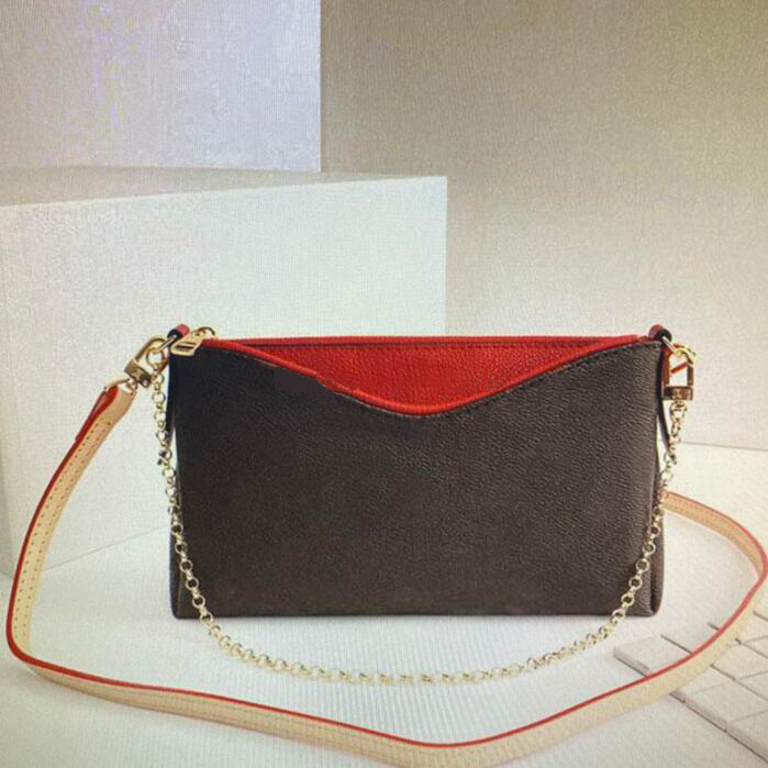 Classic Luxury Designer Shoulder Bag Women Crossbody Handbag Pallas Cross Body Purses Canvas Leather Tote Chain Bags Woman Fashion Shows Bro
Classic Luxury Designer Shoulder Bag Women Crossbody Handbag Pallas Cross Body Purses Canvas Leather Tote Chain Bags Woman Fashion Shows Bro