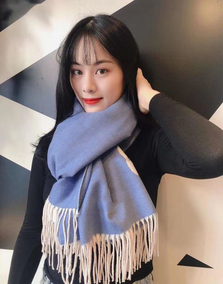 winter cashmere scarf men's and women's shawls vintage classic printed shawl brand wool scarves 180*70cm
winter cashmere scarf men's and women's shawls vintage classic printed shawl brand wool scarves 180*70cm