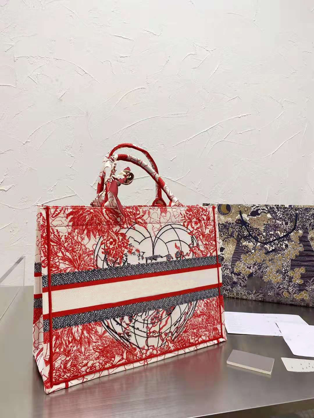 Tote Bag Designer Style Women's Shopping Embroidered Handbag Bags Woman Two Color Ladies Purses Womens Handbags Purse Girls Women Handbag, Customize
Tote Bag Designer Style Women's Shopping Embroidered Handbag Bags Woman Two Color Ladies Purses Womens Handbags Purse Girls Women Handbag, Customize