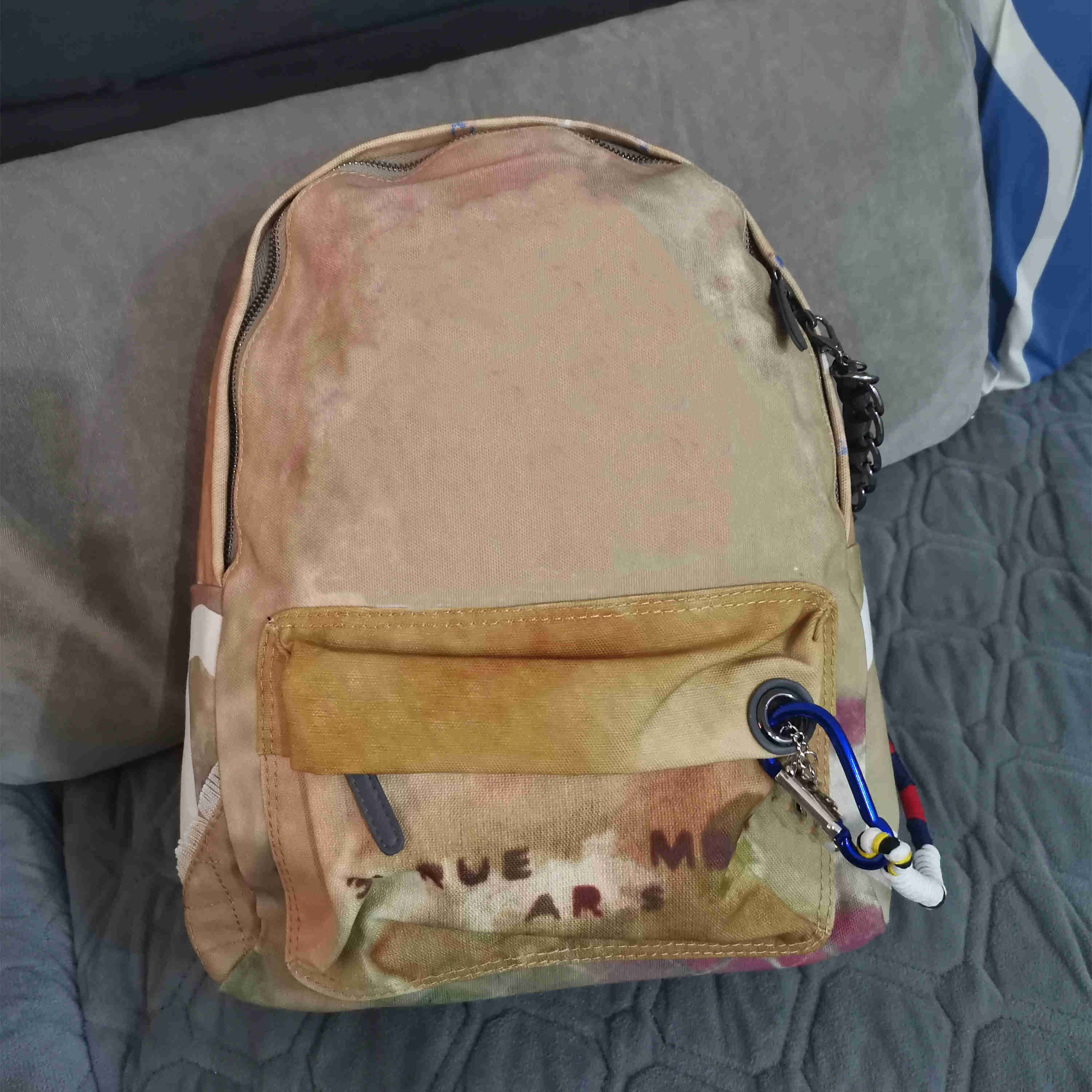 2223Classic designer stitched backpack graffiti sports leisure bags mens and womens canvas camouflage travel bag handbag large capacity scho
2223Classic designer stitched backpack graffiti sports leisure bags mens and womens canvas camouflage travel bag handbag large capacity scho