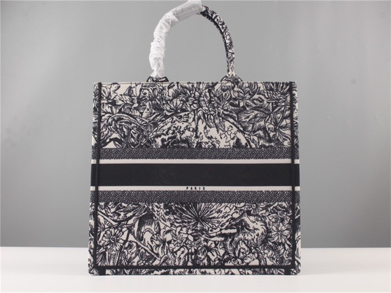 luxury Designer Origina purse quality Card Holder France style Women men Purses Key Ring Credit Coin Mini Wallet Bag Charm Brown Canvas, 01
luxury Designer Origina purse quality Card Holder France style Women men Purses Key Ring Credit Coin Mini Wallet Bag Charm Brown Canvas, 01