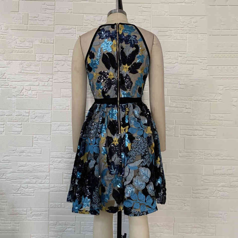 Woman High Quality Celebrity Fashion Blue Sequined Mesh Patchwork Bodycon Aline Bandage Flower Sexy Party Dress Vestidos 210525