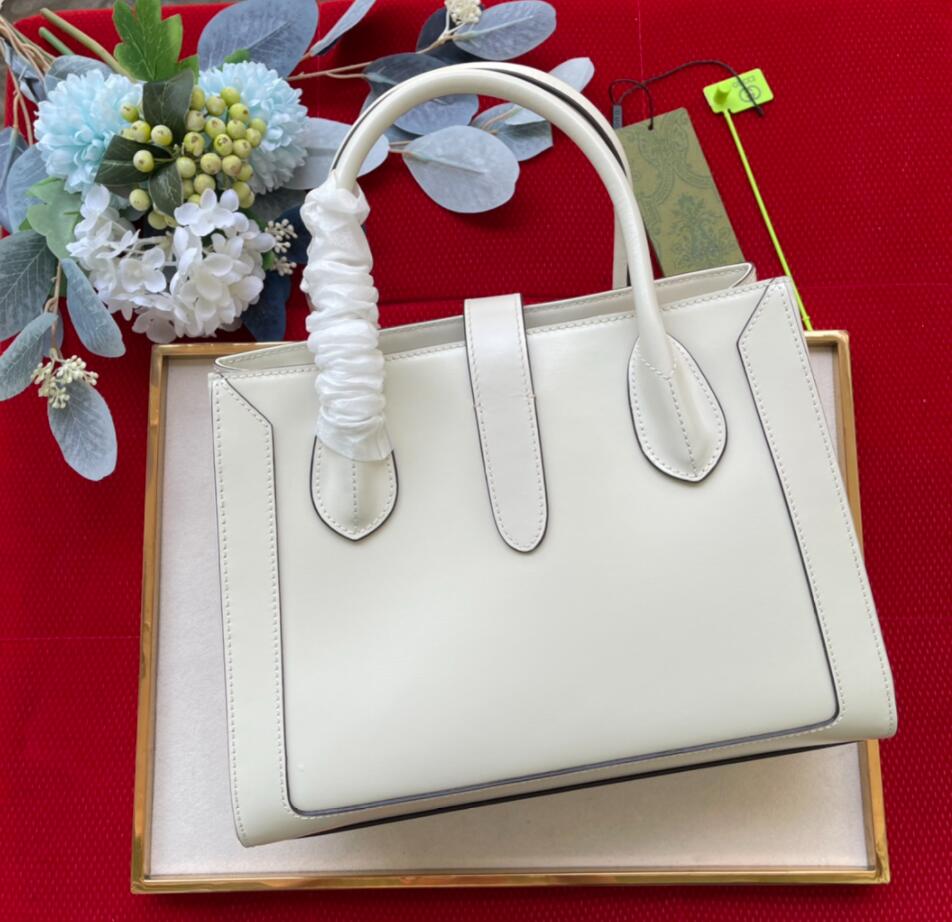 2020 5A Quality Genuine leathe Shoulder Bags nylon Handbags Bestselling Designer Luxury wallet women bags Crossbody bag Hobo purses baguette
2020 5A Quality Genuine leathe Shoulder Bags nylon Handbags Bestselling Designer Luxury wallet women bags Crossbody bag Hobo purses baguette