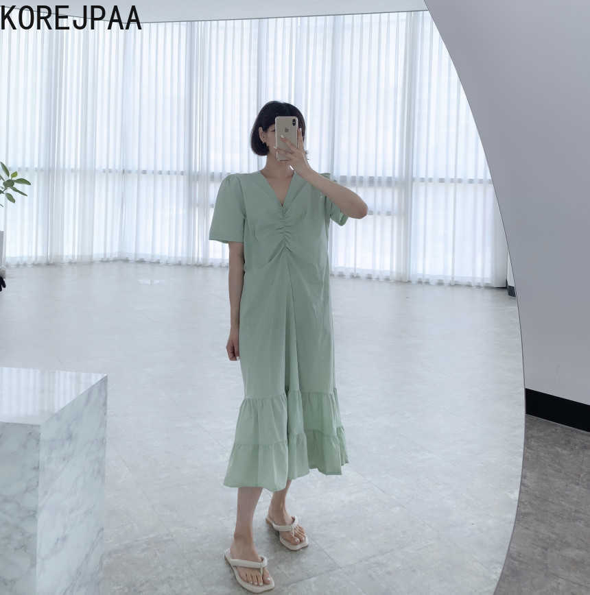 Korejpaa Women Dress Summer Korean Chic Female Temperament V-Neck Drawstring Pleated Loose Short-Sleeved Fishtail Vestidos 210526, Black
Korejpaa Women Dress Summer Korean Chic Female Temperament V-Neck Drawstring Pleated Loose Short-Sleeved Fishtail Vestidos 210526, Black