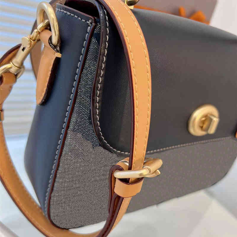 Evening Bags Designer Cross body Shoulder Bag Crossbody Handbags High-quality Fashion Messenger Purse Women Genuine leather Luxury Wallet size 24 18 01XC, 1# shoe box
Evening Bags Designer Cross body Shoulder Bag Crossbody Handbags High-quality Fashion Messenger Purse Women Genuine leather Luxury Wallet size 24 18 01XC, 1# shoe box