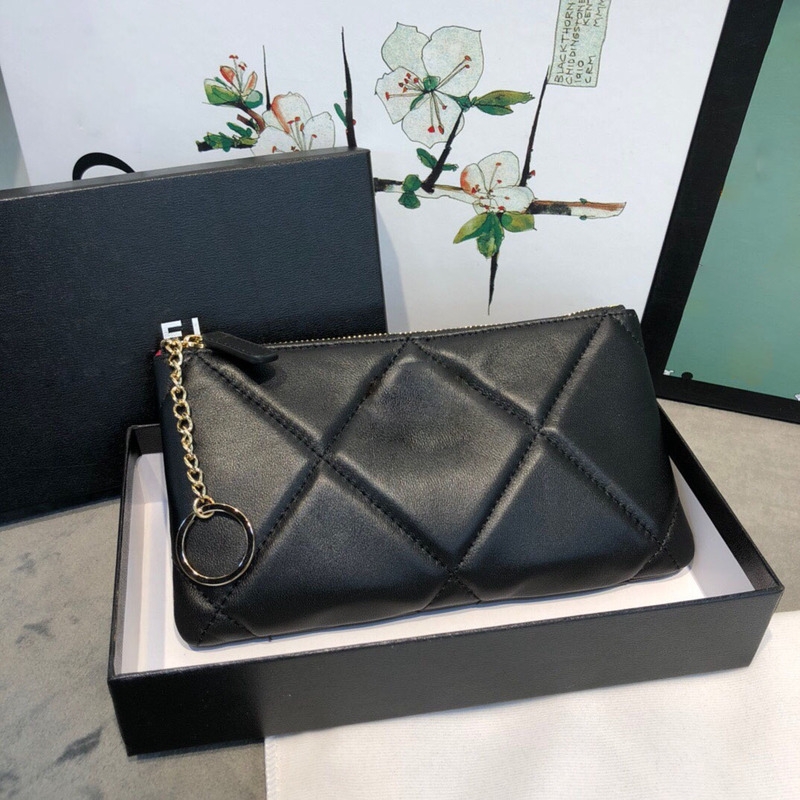 2021 fashionable and beautiful ladies famous shoulder bag leather chain messenger bag fashionable 20-11cm0, Black
2021 fashionable and beautiful ladies famous shoulder bag leather chain messenger bag fashionable 20-11cm0, Black