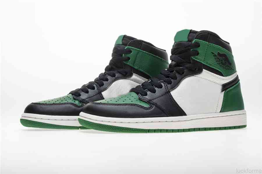 2021 Best Quality Authentic 1 High OG Pine Green Court Purple Sail Black White Athletic Shoes Men Women Fashion Trainers Sports With Box 36-47
2021 Best Quality Authentic 1 High OG Pine Green Court Purple Sail Black White Athletic Shoes Men Women Fashion Trainers Sports With Box 36-47