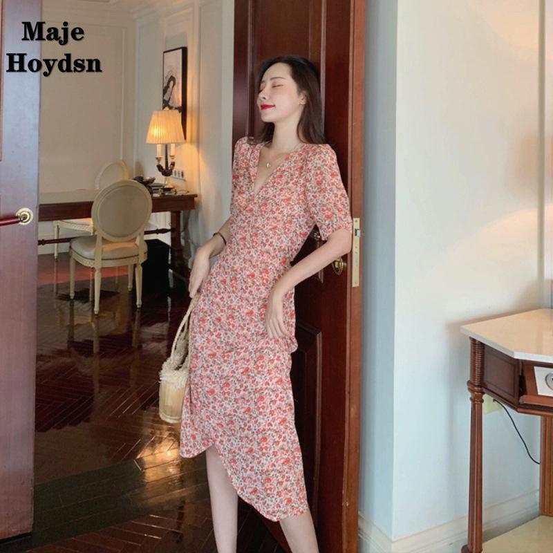 Casual Dresses Maje Hoydsn Spring 2021 French Short Sleeve Dress Women Chic Temperament Waist Show Thin V Neck Black Midi Skirt, Picture color
Casual Dresses Maje Hoydsn Spring 2021 French Short Sleeve Dress Women Chic Temperament Waist Show Thin V Neck Black Midi Skirt, Picture color